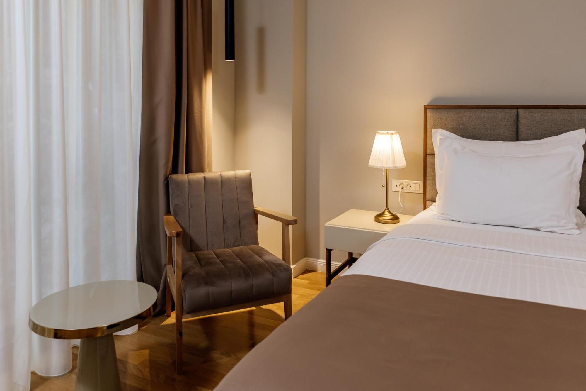 Armerun Heritage Hotel & Residences Шибеник Номер фото