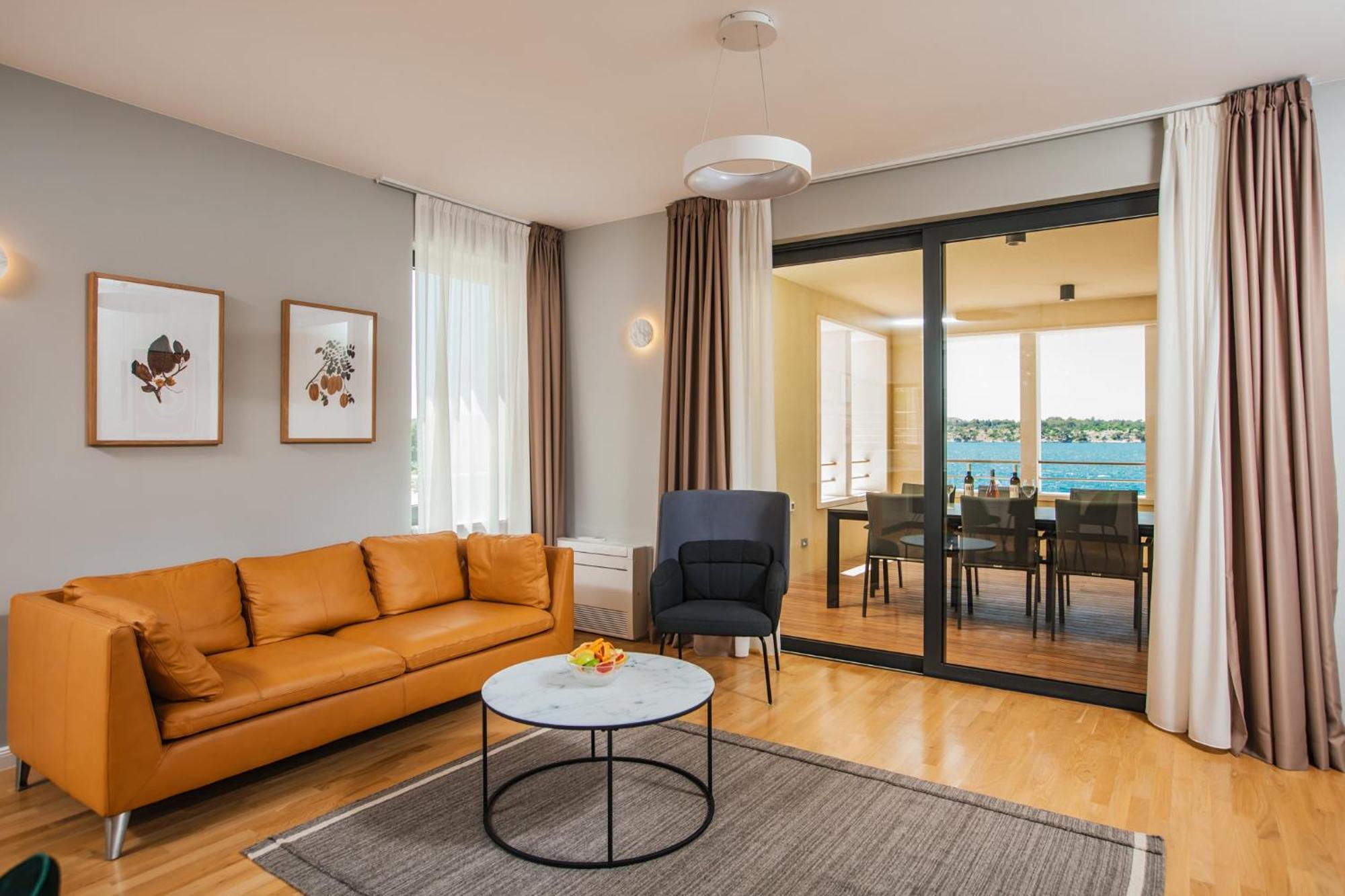 Armerun Heritage Hotel & Residences Шибеник Номер фото