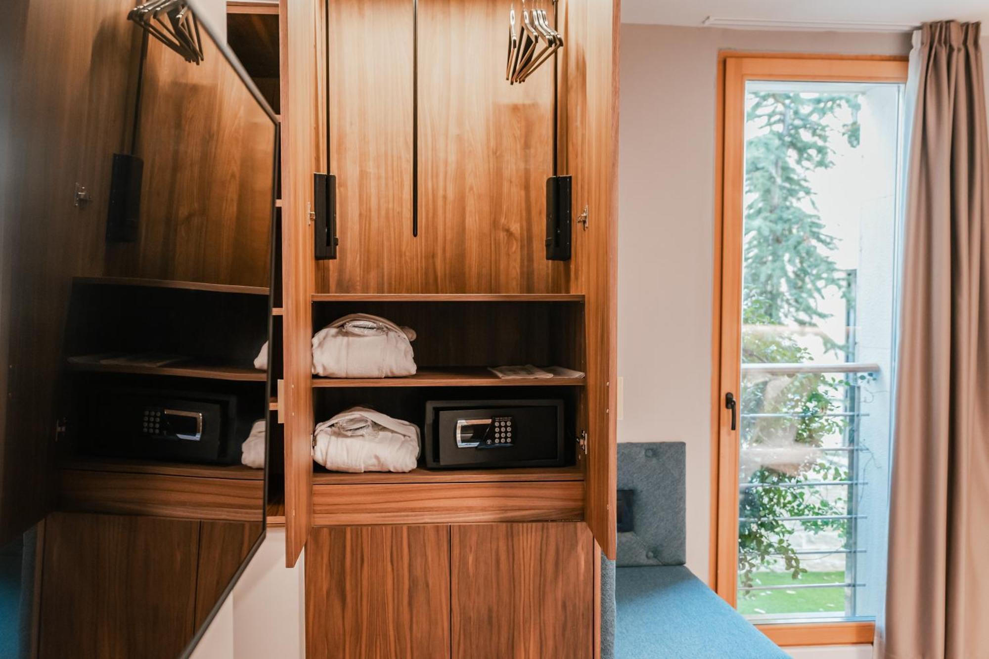 Armerun Heritage Hotel & Residences Шибеник Номер фото